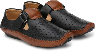 

Andrew Scott Men Black Sandals