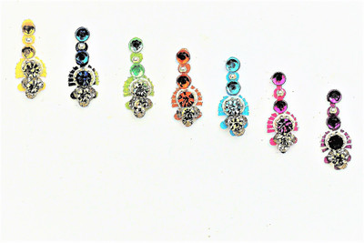 

Crystal Fancybindi02 Forehead Multicolor Bindis(Bindi)