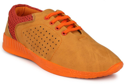 

Mactree Rainbow Walking Shoes For Men(Beige
