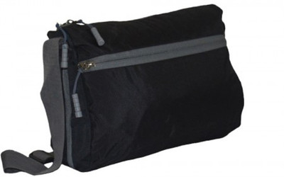 

Wood Pecker Boys & Girls Casual Black Polyester Sling Bag