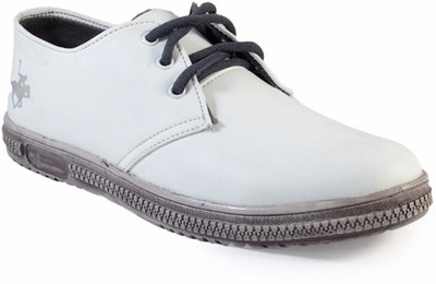 

MarcoUno WHITE CASUAL SHOES Casuals For Men(White