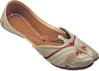 

Royal Collection Handmade Jutis For Women(Gold
