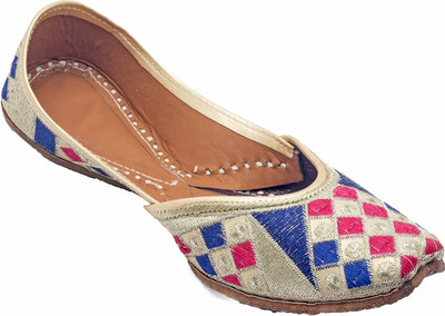Royal Collection Handmade Mojaris For Women(Beige, Multi
