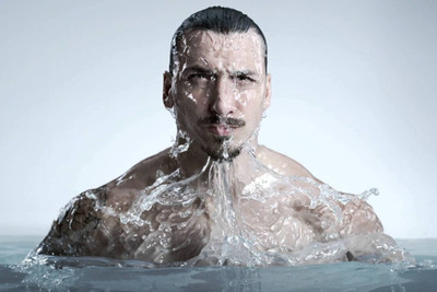 

Aabhaas Zlatan Ibrahimovic Wall Poster Fine Art Print(12 inch X 18 inch, Rolled)