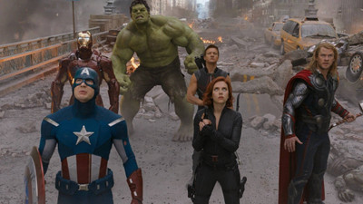

Akhuratha Avengers Fine Quality Wall Poster Paper Print(12 inch X 18 inch, Rolled)