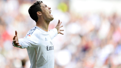 

Ronaldo Fine Quality Sports Wall Poster Fine Art Print(12 inch X 18 inch, Rolled)