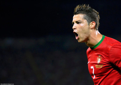 

Ronaldo Fine Quality Sports Wall Poster Fine Art Print(12 inch X 18 inch, Rolled)