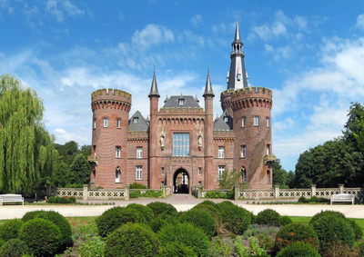 

Akhuratha Castle Fine Quality Wall Poster Paper Print(12 inch X 18 inch, Rolled)