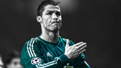 

Ronaldo Fine Quality Sports Wall Poster Fine Art Print(12 inch X 18 inch, Rolled)