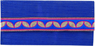 

Giftree Casual Blue Clutch