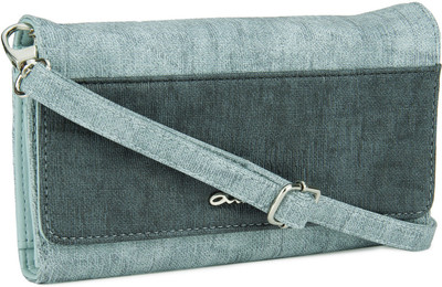 

Lavie Casual Blue Clutch
