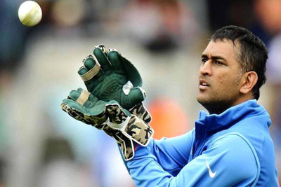 

Aabhaas M S Dhoni Wall Poster Fine Art Print(12 inch X 18 inch, Rolled)