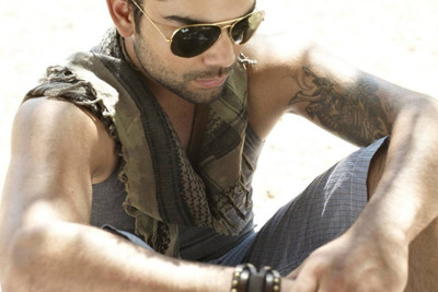 

Aabhaas Virat Kohli Wall Poster Fine Art Print(12 inch X 18 inch, Rolled)