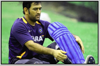 

Aabhaas M S Dhoni Wall Poster Fine Art Print(12 inch X 18 inch, Rolled)