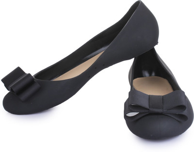 

Adorn Women Black Bellies