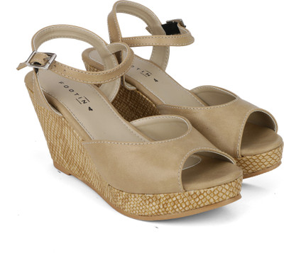 

FootIn Women Light Brown Tan Wedges