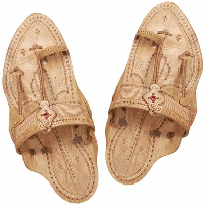 

eKolhapuri Men Tan Flats