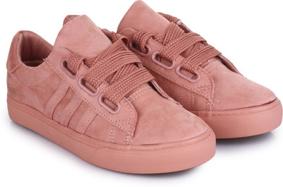 

Adorn CF ADVANTAGE CL W Sneakers For Women(Multicolor, Peach