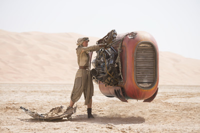 

Akhuratha Wall Poster -Daisy-Ridley-Star-Wars-Star-Wars-The-Force-Awakens Paper Print(12 inch X 18 inch, Rolled)
