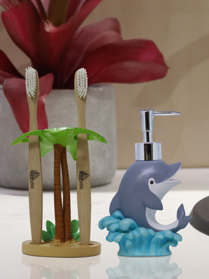 

Shresmo Shresmo Fusion Polyresin Soap or Lotion Dispenser with Toothbrush Holder, 2 Piece Bathroom Accessories, Gift Set Polyresin Bathroom Set(Pack of 2)