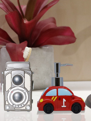 

Shresmo Shresmo Fusion Polyresin Soap or Lotion Dispenser with Toothbrush Holder, 2 Piece Bathroom Accessories, Gift Set Polyresin Bathroom Set(Pack of 2)