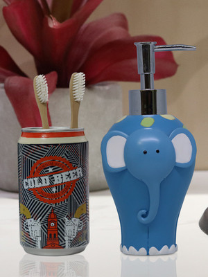 

Shresmo Shresmo Fusion Polyresin Soap or Lotion Dispenser with Toothbrush Holder, 2 Piece Bathroom Accessories, Gift Set Polyresin Bathroom Set(Pack of 2)