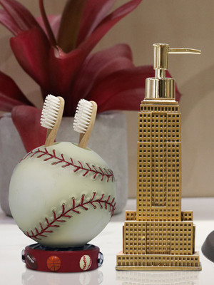 

Shresmo Shresmo Fusion Polyresin Soap or Lotion Dispenser with Toothbrush Holder, 2 Piece Bathroom Accessories, Gift Set Polyresin Bathroom Set(Pack of 2)