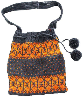 

halfmoon Pouch Potli(Multicolor)
