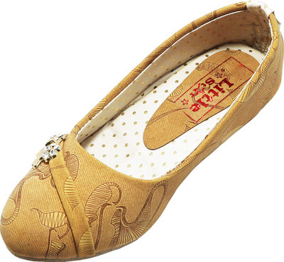 

easysteps Girls Slip-on Flats(Brown, Light brown
