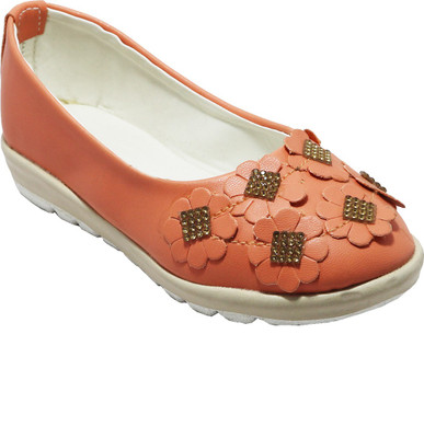 

easysteps Girls Slip-on Flats(Pink, Peach