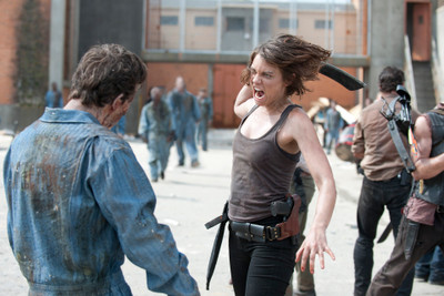 

Akhuratha Designs TV Show The Walking Dead Lauren Cohan Maggie Greene HD Wall Poster Paper Print(12 inch X 18 inch, Rolled)