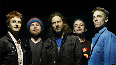 

Akhuratha Pearl Jam Fine Quality Wall Poster Paper Print(12 inch X 18 inch, Rolled)