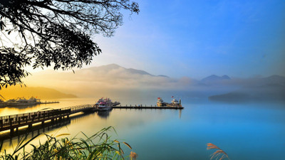 

Akhuratha alandscape-lake-amazing--s Wall Poster Paper Print(12 inch X 18 inch, Rolled)