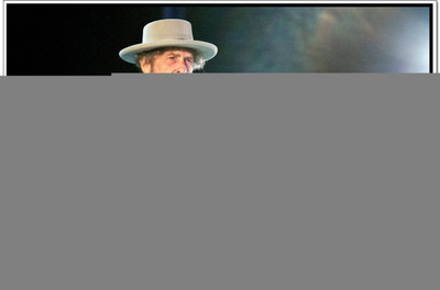 

Akhuratha Bob Dylan Fine Quality Wall Poster Paper Print(12 inch X 18 inch, Rolled)