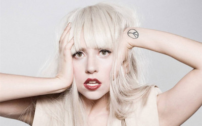 

Akhuratha Lady Gaga Fine Quality Wall Poster Paper Print(12 inch X 18 inch, Rolled)