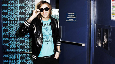 

Akhuratha David Guetta Fine Quality Wall Poster Paper Print(12 inch X 18 inch, Rolled)