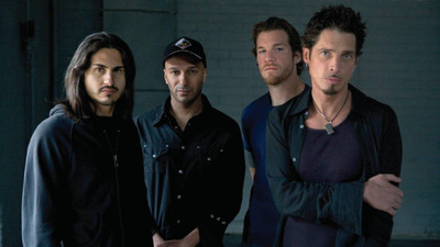 

Akhuratha Audioslave Fine Quality Wall Poster Paper Print(12 inch X 18 inch, Rolled)