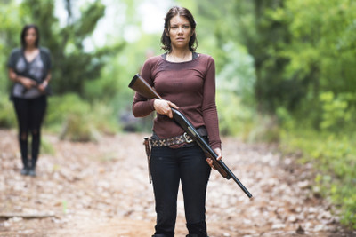 

Akhuratha Designs TV Show The Walking Dead Lauren Cohan Maggie Greene HD Wall Poster Paper Print(12 inch X 18 inch, Rolled)