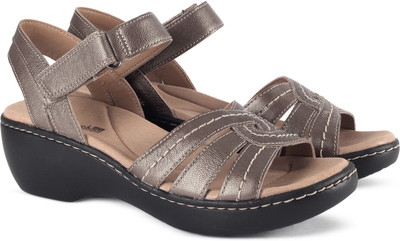Clarks Women Pewter Leather Wedges