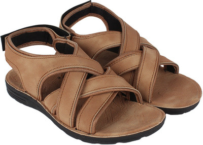 

Camfoot Men Brown Sandals