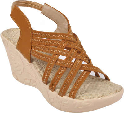 

With The Fashion Women TAN Wedges