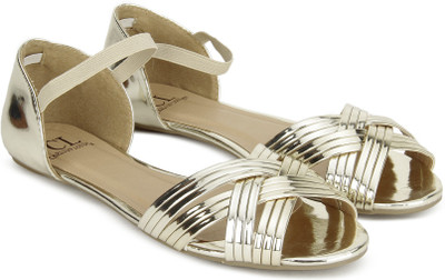 

Carlton London Women GOLD Flats