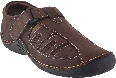 

Metro Men 35,Brown-Suede Sandals