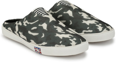 

Shoe Day Slip On Sneakers For Men(Green
