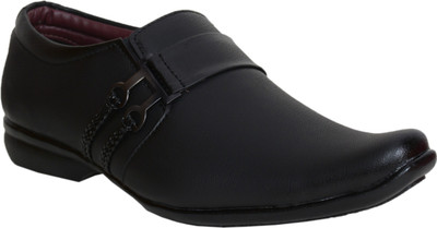 

GIBBON ATTIRE Slip On For Men(Black