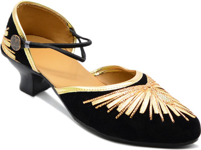 

Myra Handmade Embroidery Bellies For Women(Black, Gold