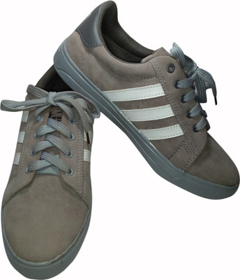

MB STAR Training & Gym Shoes For Men(Grey