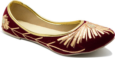 

Myra Handmade Embroidery Bellies For Women(Multicolor