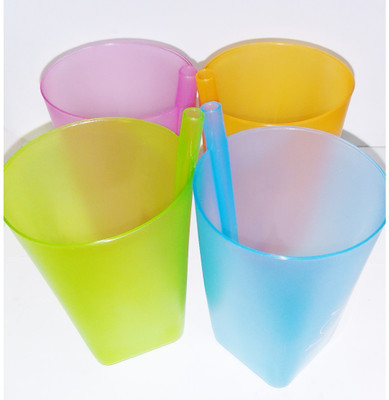 

SOFTLINE IMPORTED SIPPERS WITH STRAW (NEON COLOUR -4PCS)(Orange, Blue, Green, Pink)