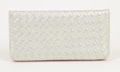 

Aliado Casual Silver Clutch